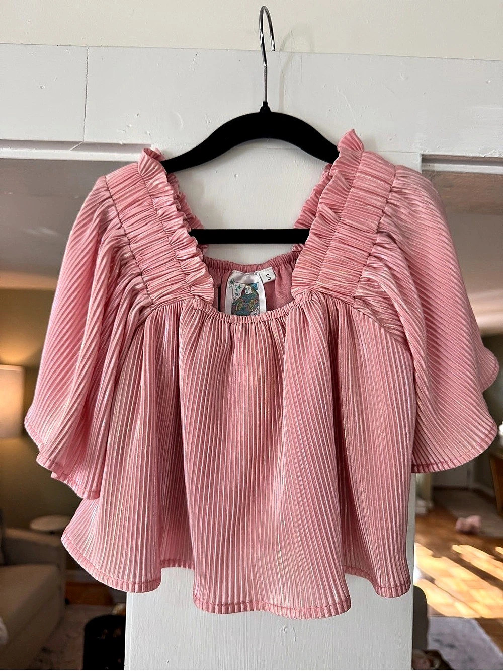 Pink Pleated Ruffle Blouse Size Small Like New